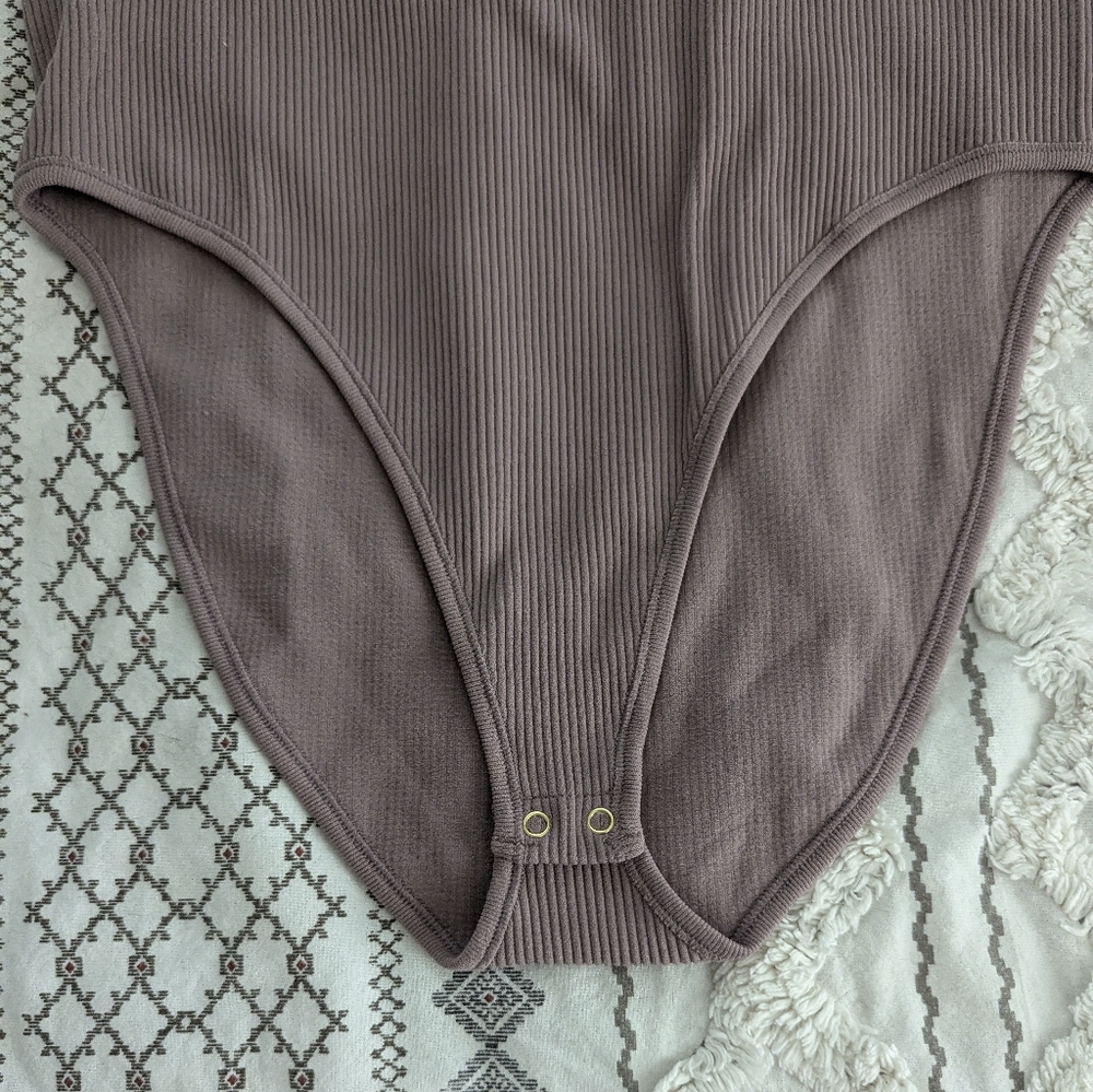 NWT Inlyric Ribbed Bodysuit - Picture 2 of 10